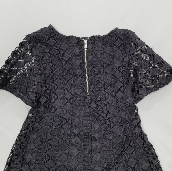 Chic semi formal dress - Picture 4 of 4